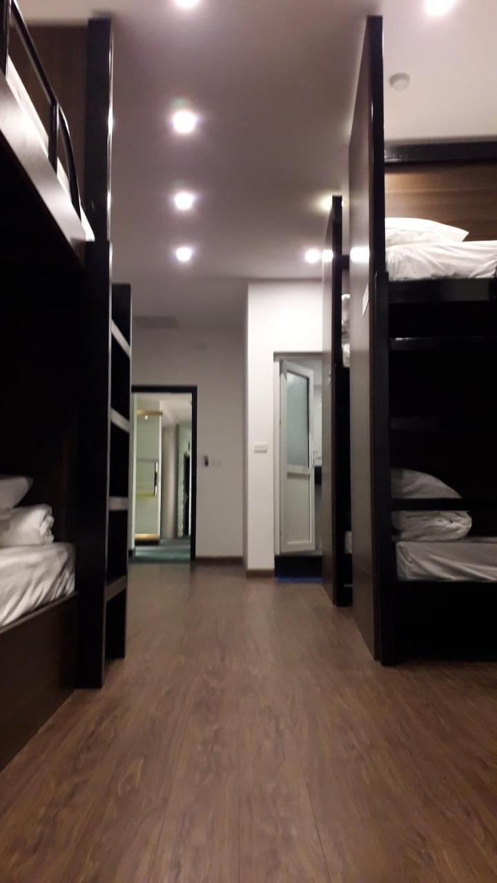 Hanoi Rocks Hostel ภายนอก รูปภาพ