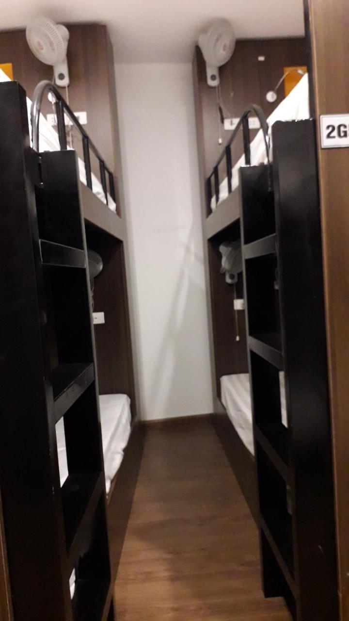 Hanoi Rocks Hostel ภายนอก รูปภาพ